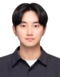 엄성재 사진